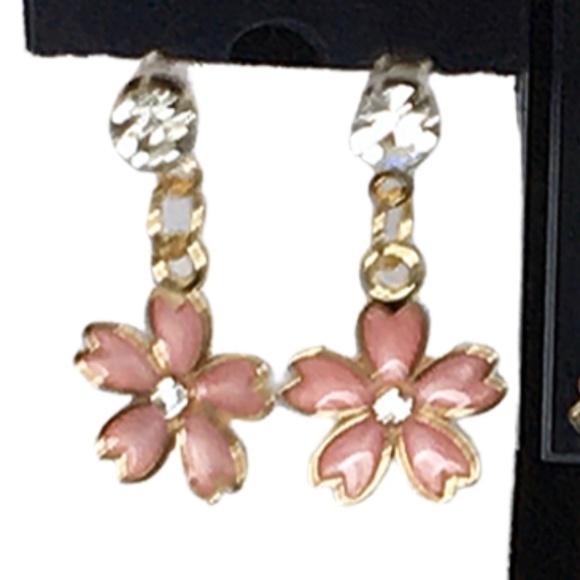 2 PAIR Stud Earrings Hand Crafted Floral Motif with simulated Crystals - Picture 3 of 6
